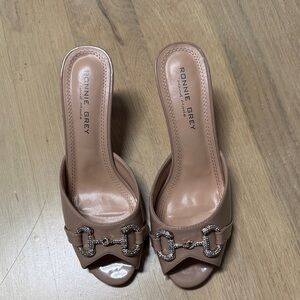 Women's Tan Heeled Sandals